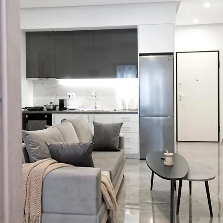 Cozy With Cooking Apartment *